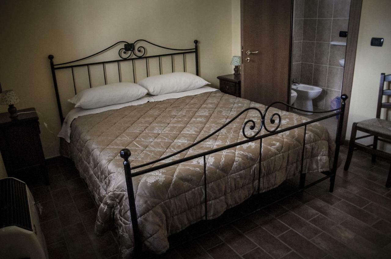 La Locanda Degli Elfi วิจจาเนลโล ภายนอก รูปภาพ