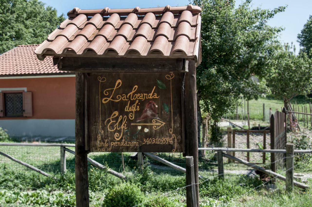 La Locanda Degli Elfi วิจจาเนลโล ภายนอก รูปภาพ