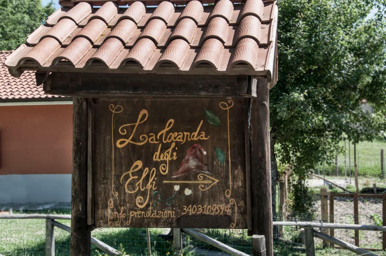 La Locanda Degli Elfi วิจจาเนลโล ภายนอก รูปภาพ